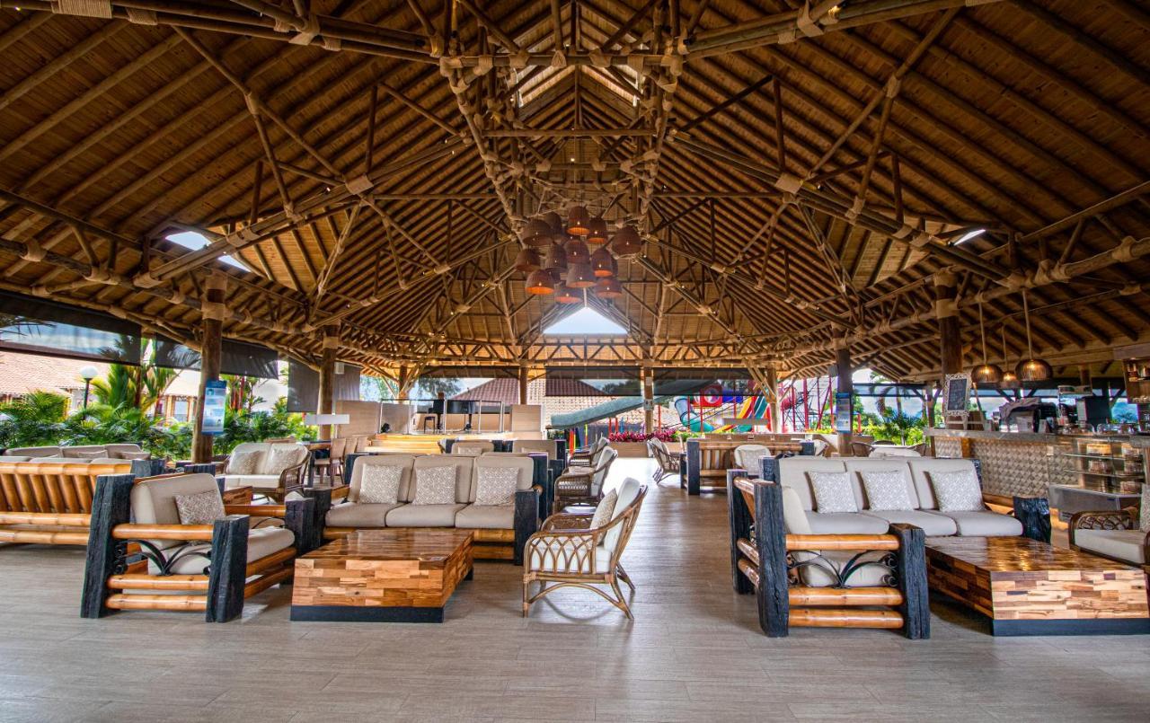 Campestre Camelias Hotel Pueblo Tapao